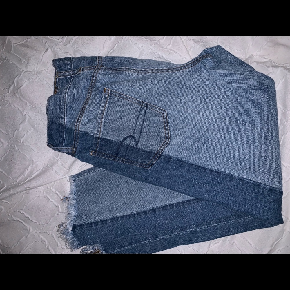 American Eagle Hi-rise vintage jeans